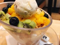 鲜果优酪雪（蓝莓）-满记甜品(王府井北京市百货大楼店)