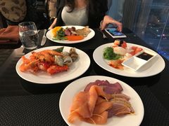 -圣丰索菲特·2 On 988 Café 自助餐厅