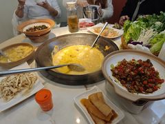 -陈大锅·岳阳鱼馆·地道岳阳菜(美食街店)