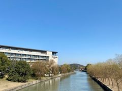 -上海佘山世茂艾美酒店