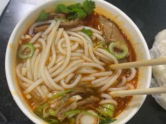 -薛记襄阳香辣牛肉面(平安路店)