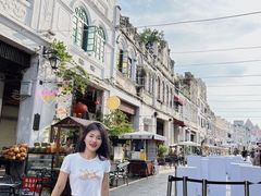 -海口骑楼小吃街