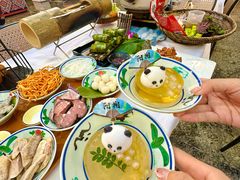 -刘姐啤酒鱼民族演艺餐厅(西街总店)