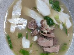 羊肉汤-胡同彭家老铺 新疆拉面