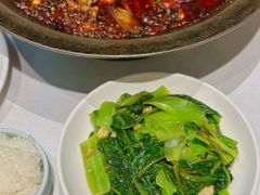 -江城小馆陕南妈妈菜·全球旅行餐厅(钟楼店)