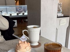 -Me Coffee下午茶艺术空间