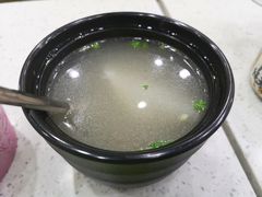 排骨萝卜汤-老凌记广东烧鹅饭(宝利金店)