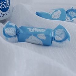-凡碧诗毛孔收细