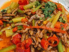 -犇逸·乐山跷脚牛肉·四川现炒(览海店)