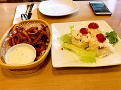 -必胜客(新中纬店)