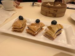 芝士蓝莓拿破仑-利苑酒家(宜安广场店)