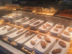 -曼格活海鲜·牛排自助(光明蓝鲸店)