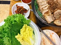 -喇喇排骨火锅·传统韩式脊骨汤(望京西园总店)