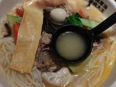 -蒙自源米线大王(东站店)