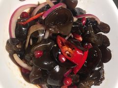-江渔儿酸菜鱼(奥园广场金发购物中心店)