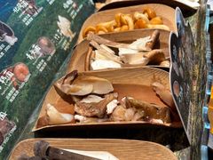 -芸山季·云南山珍菌火锅(人民广场来福士店)