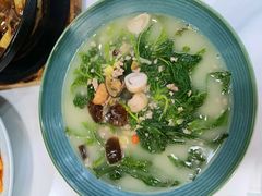-明本湛江鸡•海鲜小厨(陈家祠店)