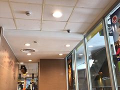 -麦当劳(轻轨曹杨路店)