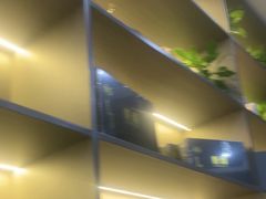 -维也纳酒店(深圳横岗塘坑地铁站店)