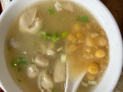 肥肠豆汤-温记府廟豆汤饭·始于1955年(海椒店)