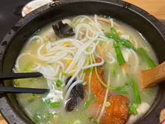 妈妈过桥米线-妈妈故事米线(市府恒隆店)