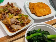 -老乡鸡(上海白玉兰广场店)