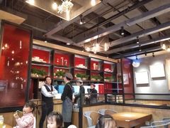 大堂-渝是乎酸菜鱼(龙旗购物中心店)