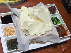 -95号酱骨·一块豆腐(展春园西路店)