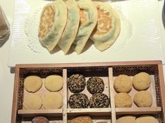 -八府香鸭·啫啫煲(华山路店)