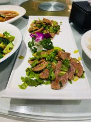 -鑫淼餐饮娱乐中心(江东街店)