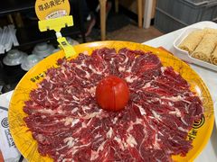 尊品黄肥牛（吊龙）-潮汕大目牛肉火锅(水围店)