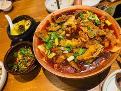 香辣舂猪耳-云海肴·汽锅鸡·云南菜(苏州中心店)