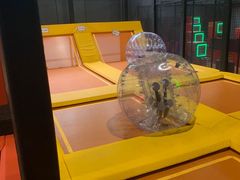 -嗨翻Hi-Fun竞技主题乐园·蹦床亲子生日轰趴(国光1937店)