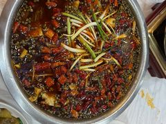 -乡土特色.冷锅鱼.牦牛肉汤锅