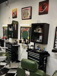 -HEADSTAR BARBERSHOP·男士理发店