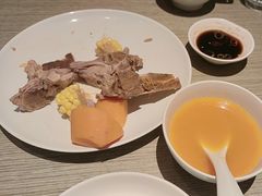 番茄玉米煲龙骨-汤城小厨•粤菜•靓汤(望京凯德mall店)