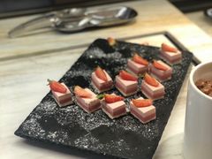 -万荟轩海鲜·粤式点心自助餐厅(蓝海风万怡酒店)