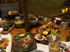 -三亚艾迪逊酒店·海滩烧烤 BARBACOA·现场乐队·浪漫晚餐·烧烤海鲜