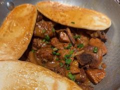 锅贴地锅鸡-小菜园新徽菜(江阴万达店)