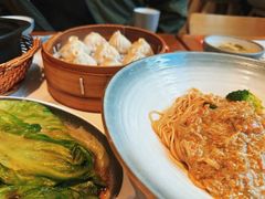 蟹粉小笼包-馋三尺蟹粉小笼(人民广场店)