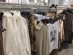 -H&M(天一广场店)