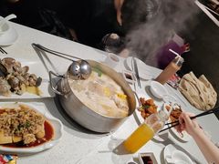 -肥仔文澳门猪骨煲(南京西路店)