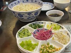 -老北京炸酱面大王.铜锅涮肉(朝阳门店)