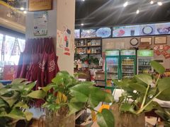 -钢管厂五区小郡肝串串香(蜀都万达店)