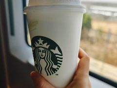 -星巴克(上海虹桥站2A检票口)