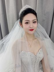 -莫小姐婚纱