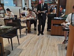 -东方红海鲜百汇(国际大厦店)