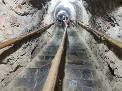 -龙水峡地缝景区