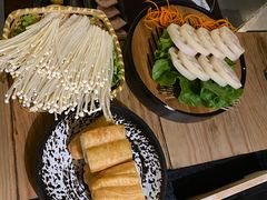 -湊湊火锅·茶憩(上海合生汇店)