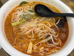 -金家小金碗云南过桥米线
